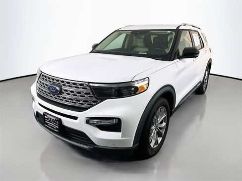Used 2020 Ford Explorer Limited image 3