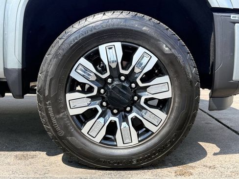 Used 2024 GMC Sierra 2500 Denali w/ Denali Reserve Package AWD/4WD image 14