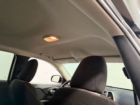 Used 2014 Jeep Cherokee Latitude FWD image 67
