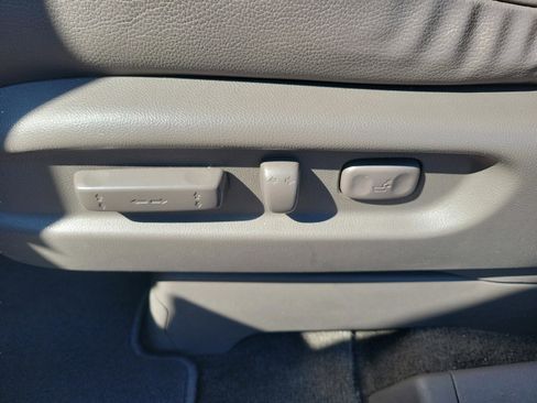 Used 2012 Honda Odyssey EX-L image 15