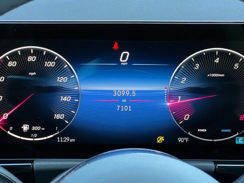 Certified 2026 Mercedes-Benz GLA 250 image 32