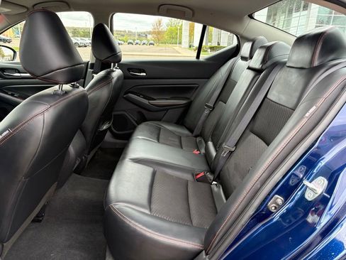 Used 2024 Nissan Altima 2.5 SR FWD image 12