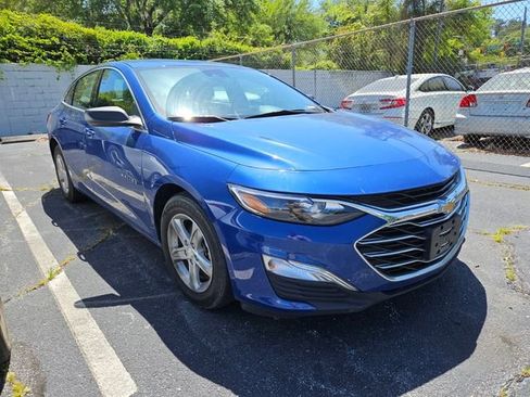 Used 2023 Chevrolet Malibu LS image 5