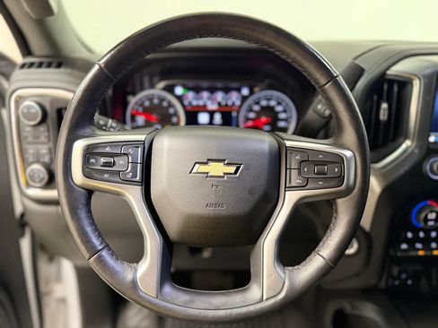 Used 2020 Chevrolet Silverado 1500 LTZ w/ Technology Package AWD/4WD image 22