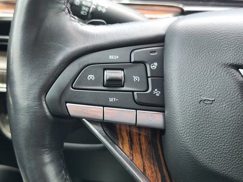 Used 2023 Cadillac Escalade Premium Luxury RWD image 28