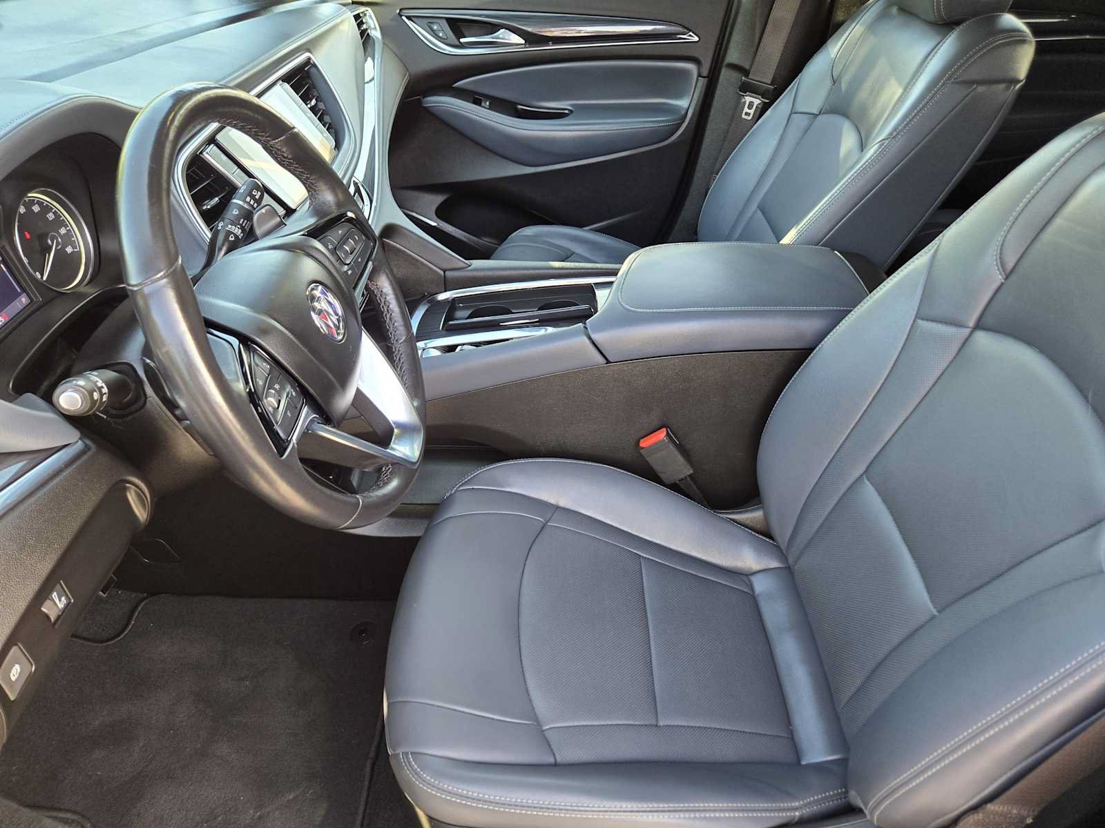 Used 2023 Buick Enclave Essence w/ Sport Touring Edition FWD image 14