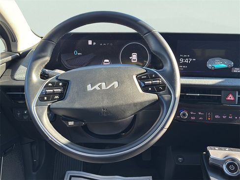 Used 2023 Kia EV6 Wind image 28