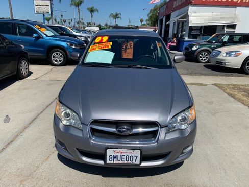 Used 2009 Subaru Legacy 2.5i Limited image 1