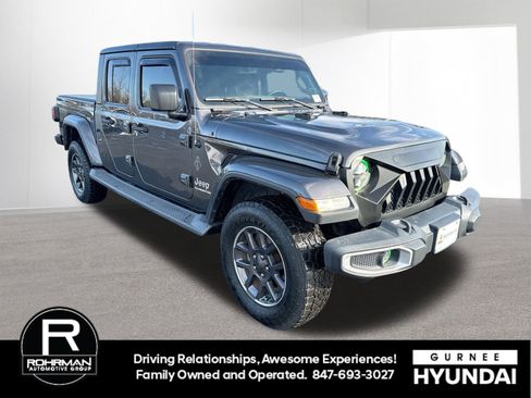Used 2021 Jeep Gladiator Overland w/ Dual Top Group image 2