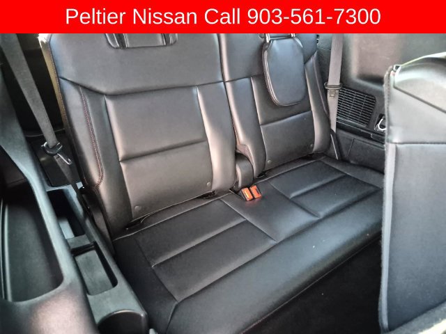 Used 2025 Ford Explorer ST-Line w/ ST-Line Street Pack AWD/4WD image 19