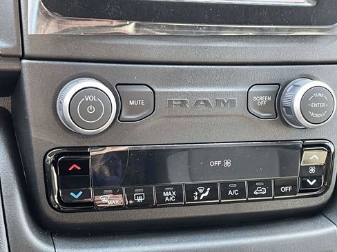 New 2026 RAM ProMaster 2500 w/ Convenience Group FWD image 35