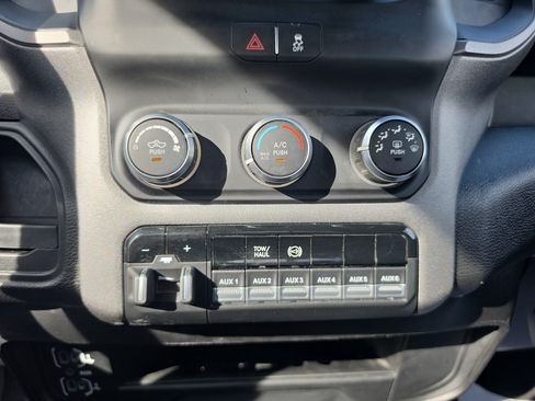 Used 2021 RAM 3500 Tradesman AWD/4WD image 31