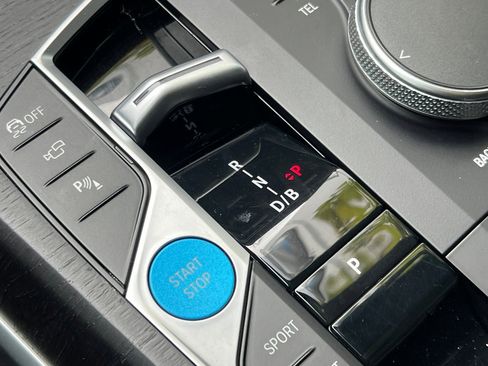 Used 2024 BMW i4 eDrive35 w/ Premium Package image 22