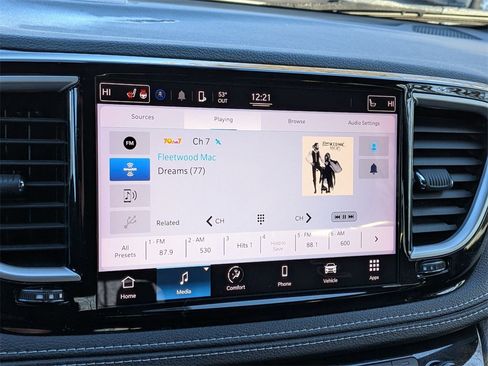 Used 2022 Chrysler Pacifica Touring-L w/ S Appearance Package image 16