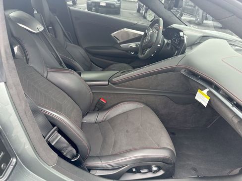 Used 2023 Chevrolet Corvette Stingray Premium Conv w/ Z51 Performance Package image 23