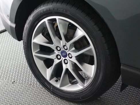 Used 2015 Ford Edge Titanium w/ Equipment Group 302A AWD/4WD image 64
