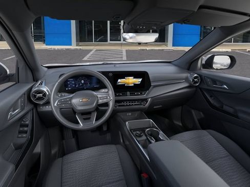 New 2027 Chevrolet Equinox LT w/ Safety and Technology Package FWD image 15