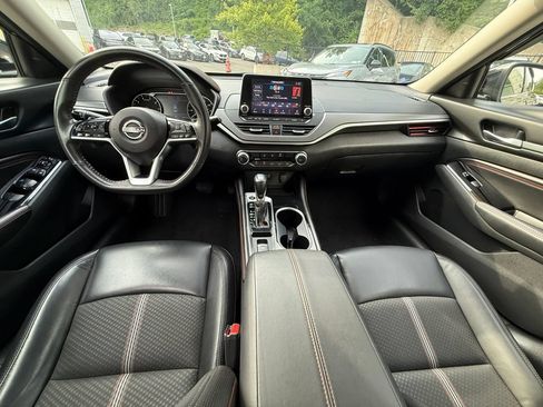 Used 2023 Nissan Altima 2.5 SR AWD/4WD image 13