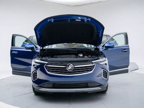 Used 2022 Buick Envision Essence w/ Safety Package FWD image 17