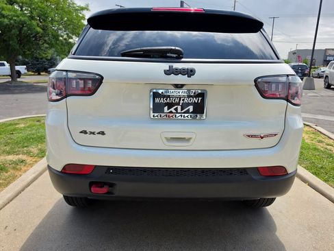 Used 2020 Jeep Compass Trailhawk AWD/4WD image 6