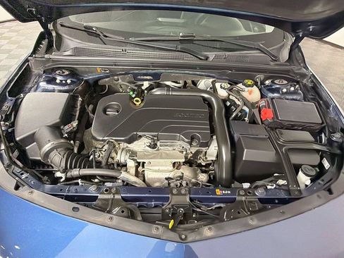 Used 2021 Chevrolet Malibu LT FWD image 29