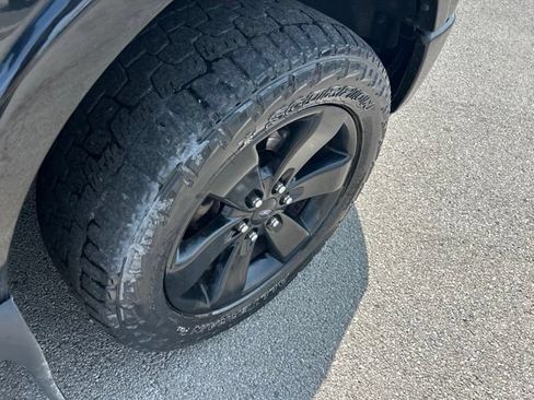 Used 2014 Ford F150 FX4 w/ FX Appearance Package AWD/4WD image 20