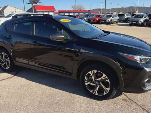 Used 2024 Subaru Crosstrek 2.0i Premium image 1