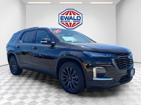Used 2023 Chevrolet Traverse RS w/ LPO, Floor Liner Package AWD/4WD image 5