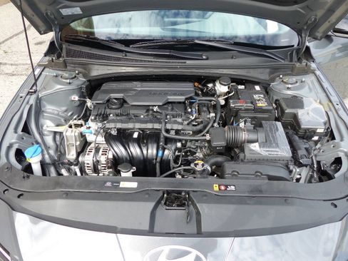 Used 2026 Hyundai Elantra Sport FWD image 15