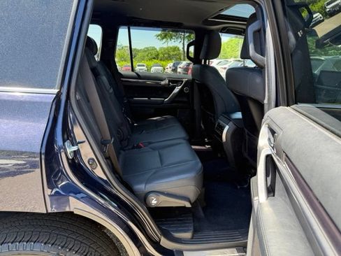 Used 2022 Lexus GX 460 Premium w/ Premium Plus Package AWD/4WD image 16