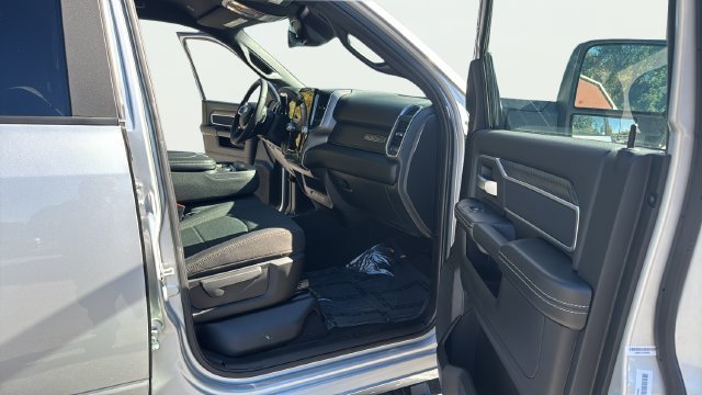 Used 2026 RAM 2500 Big Horn AWD/4WD image 17