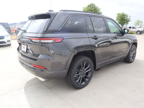 New 2026 Jeep Grand Cherokee Limited AWD/4WD image 22