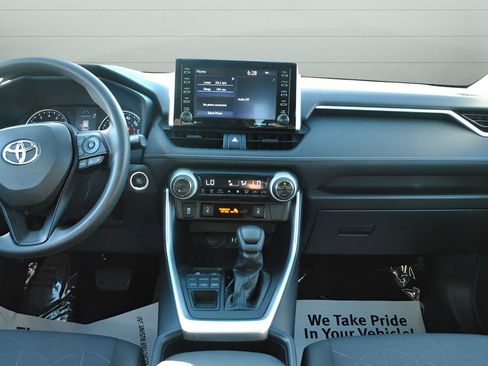 Used 2019 Toyota RAV4 XLE w/ Convenience Package AWD/4WD image 25