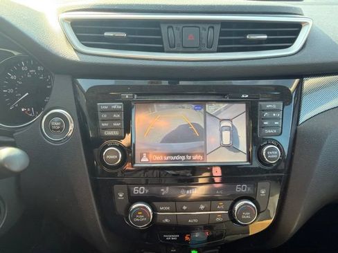 Used 2015 Nissan Rogue SL w/ SL Premium Package FWD image 21