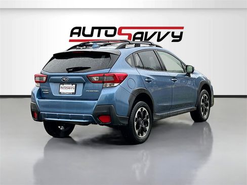 Used 2022 Subaru Crosstrek 2.0i Premium image 7