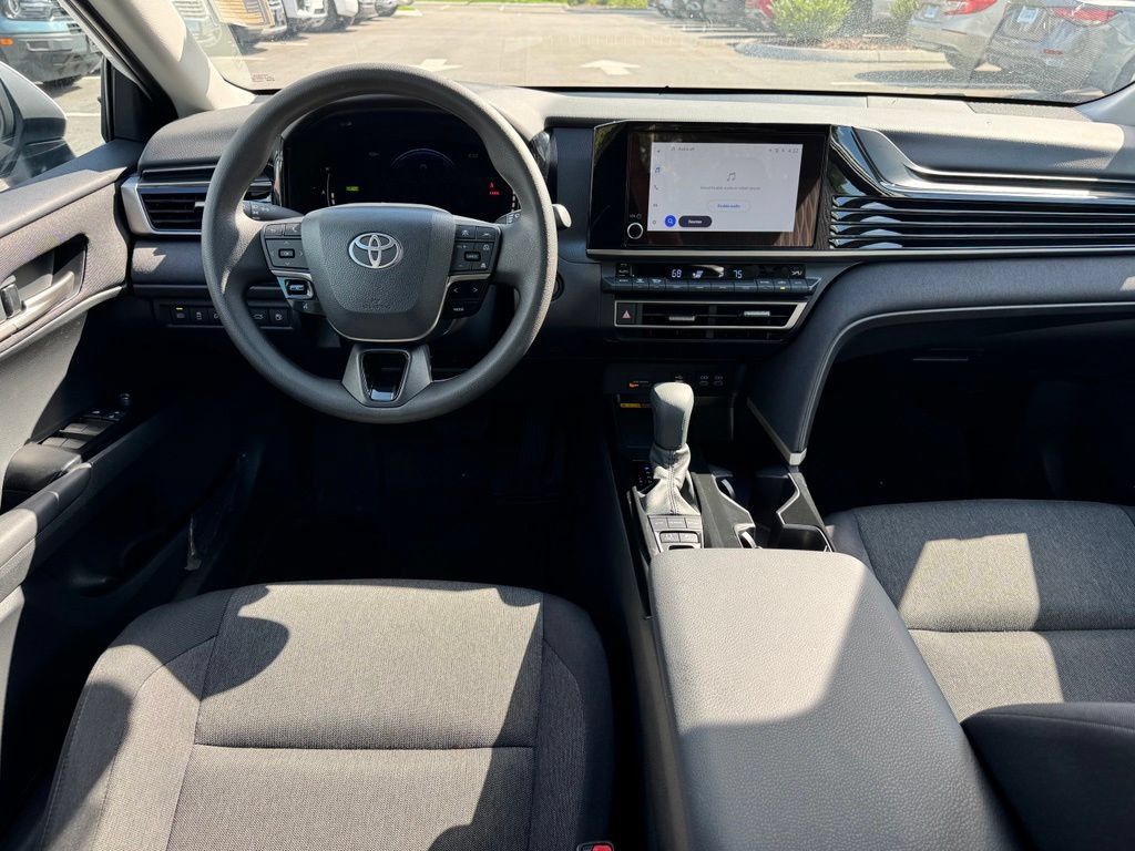 Used 2026 Toyota Camry LE FWD image 10