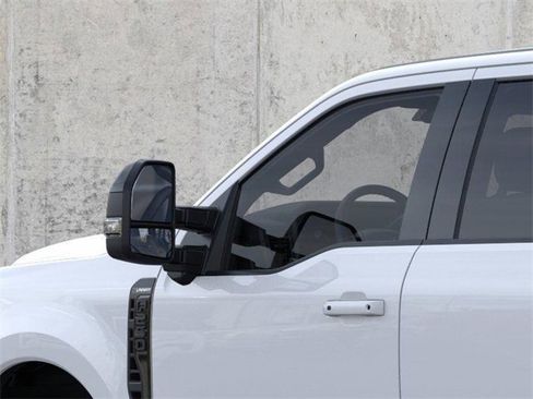 New 2026 Ford F250 Lariat w/ Black Appearance Package image 20