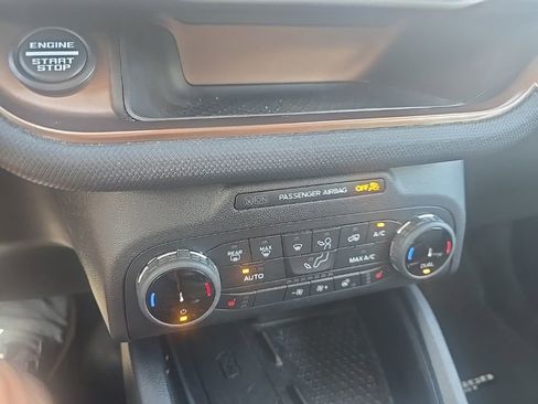 Used 2022 Ford Bronco Sport Outer Banks w/ Tech Package AWD/4WD image 17