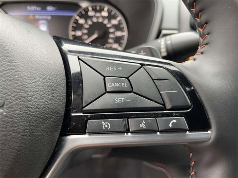 Used 2025 Nissan Altima 2.5 SR w/ SR Premium Package image 20