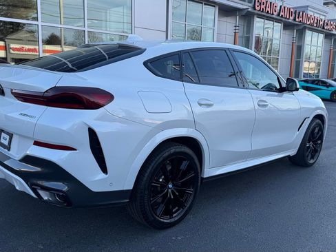 Used 2023 BMW X6 xDrive40i w/ Executive Package image 2