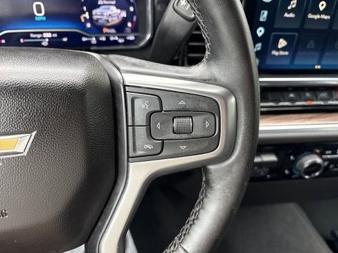 Used 2025 Chevrolet Silverado 1500 LT AWD/4WD image 13