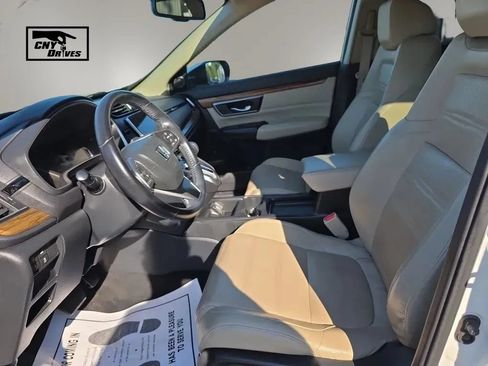 Used 2017 Honda CR-V Touring image 9
