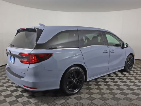 Used 2023 Honda Odyssey Sport image 10