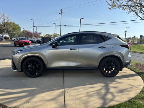 Used 2025 Lexus NX 450h+ F Sport image 15