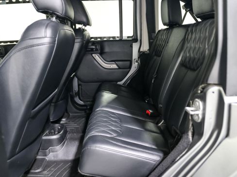 Used 2015 Jeep Wrangler Unlimited Sport w/ Quick Order Package 24S AWD/4WD image 13