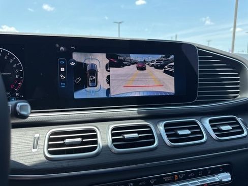 New 2025 Mercedes-Benz GLE 450e 4MATIC image 16