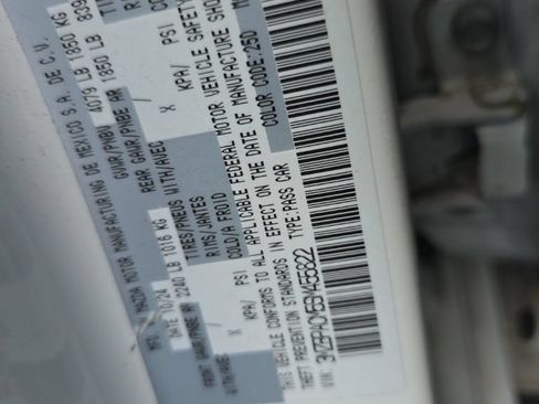 Used 2025 MAZDA MAZDA3 s FWD image 5