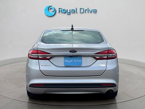 Used 2017 Ford Fusion S FWD image 5