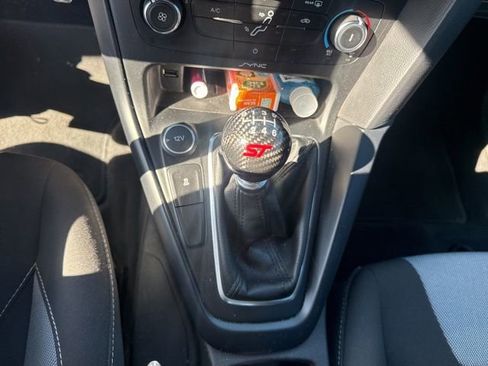 Used 2016 Ford Focus ST image 27