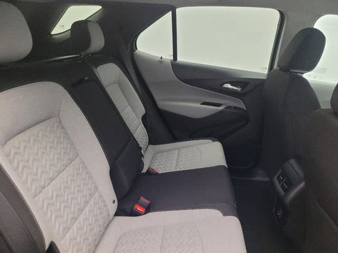 Used 2022 Chevrolet Equinox LS w/ LS Convenience Package image 19